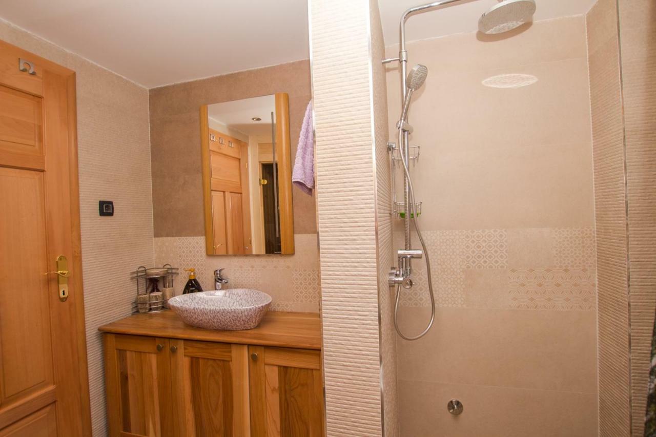 Stone Villa Uk - Dobra Voda Bar Eksteriør billede